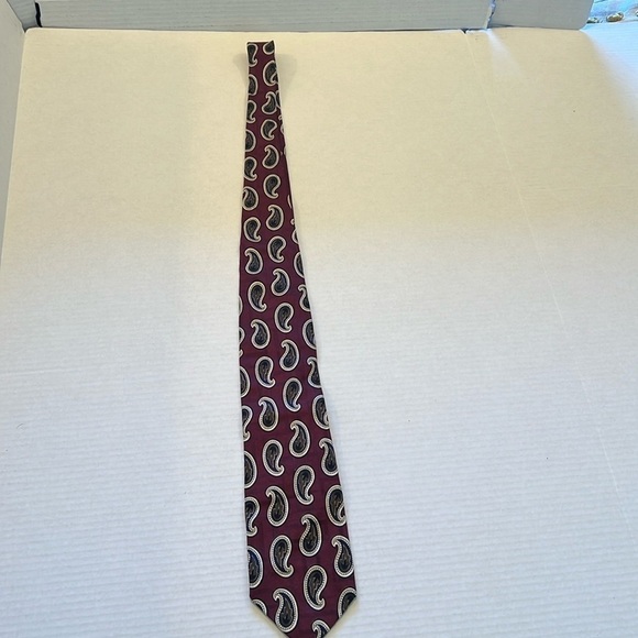 Hickory-Freeman fine silk tie - Picture 1 of 4